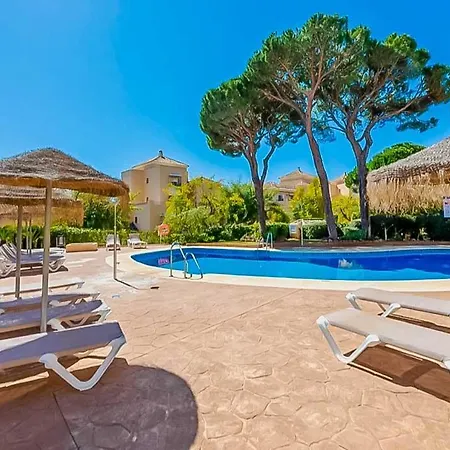 Elviria Relax Garden House